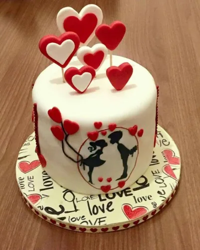 Cute Couple Cake