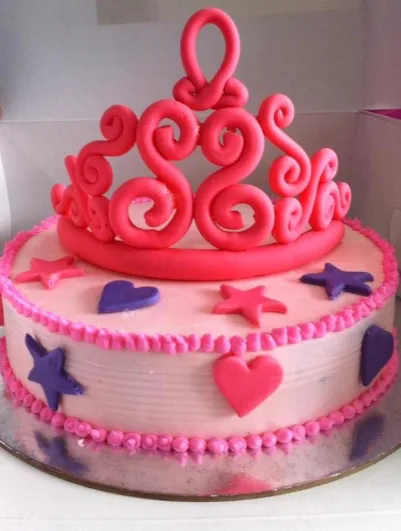 Red tiera Princess Cake