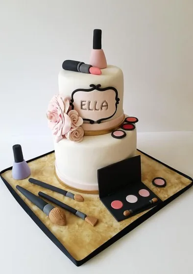 2 tier Make Up Cake